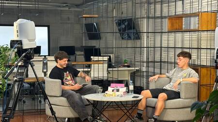 Set de programa de gaming con luces y consolas